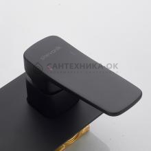 Смеситель с гигиеническим душем Shevanik S9905H